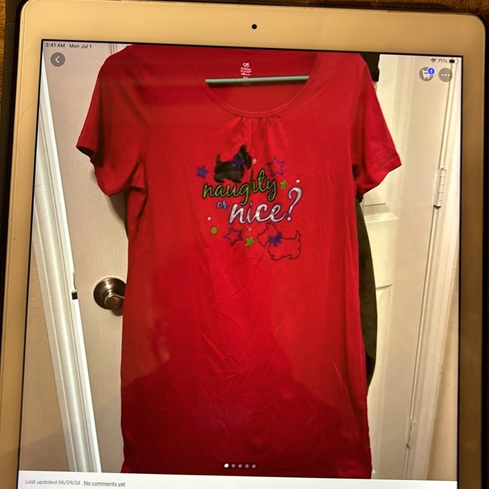 Ladies Night Shirt Christmas theme, sz small - Picture 6 of 6